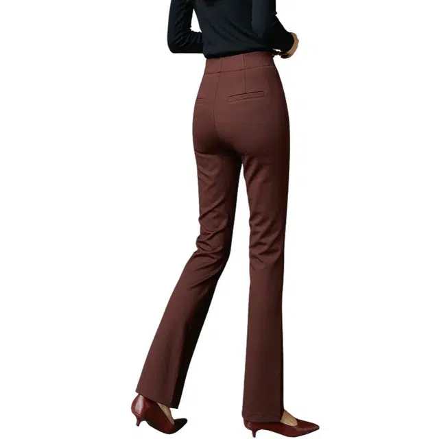 晚白 高腰版型有弹修身微喇裤口休闲裤 女款