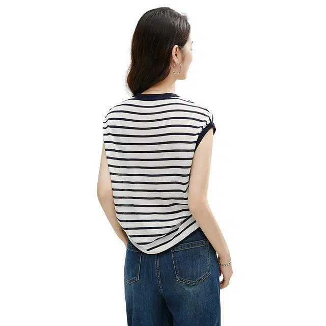 晚白 通勤时尚舒适百搭短袖针织衫 女款