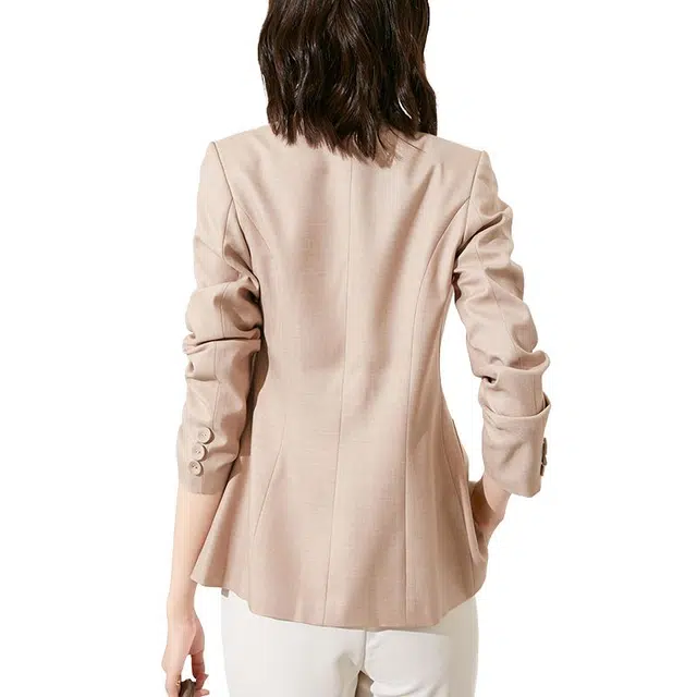 晚白 气质翻驳领修身显瘦简约干练小西装外套 女款