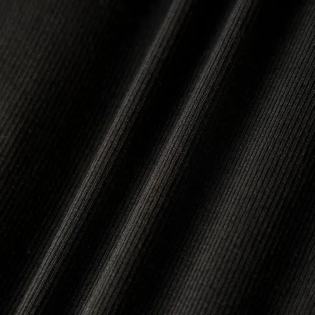 晚白 时尚简约气质百搭休闲纯色连帽针织衫 女款