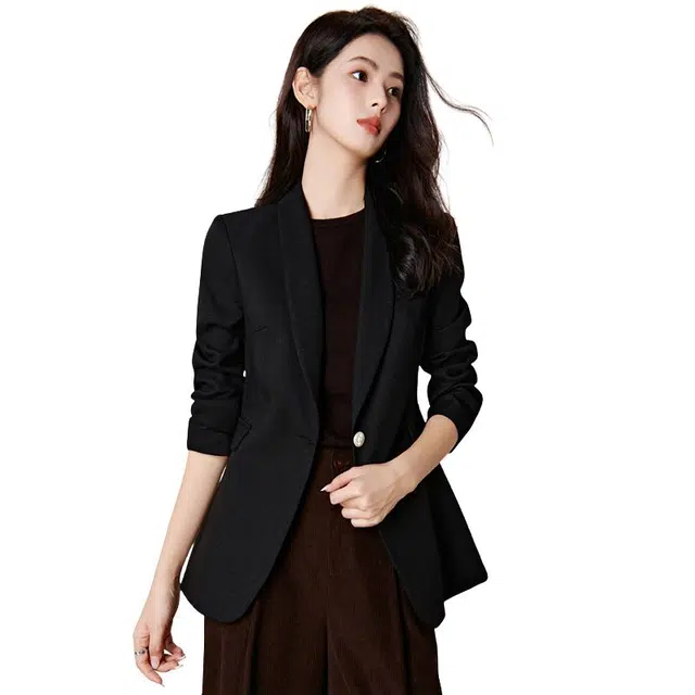 晚白 修身显瘦简约干练气质翻驳领西装外套 女款