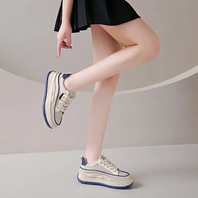 ESTEE GEEA PU