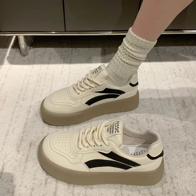 ESTEE GEEA PU ins