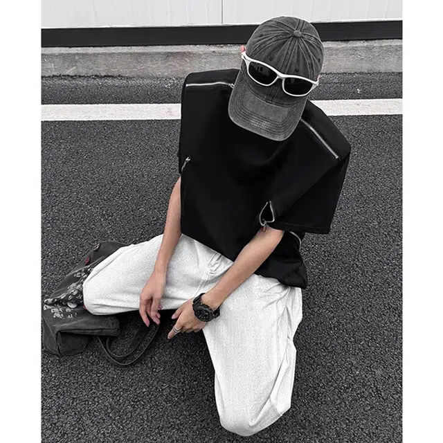 YATSI T