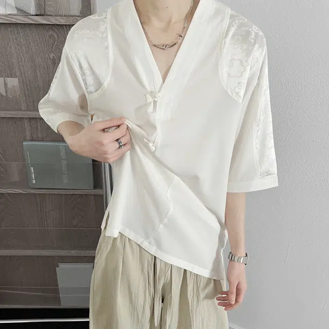 YATSI T