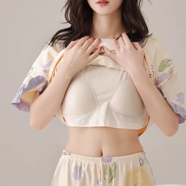 俏佳人 带胸垫圆领短袖上衣可外穿七分裤睡衣套装 女款 紫色郁金香