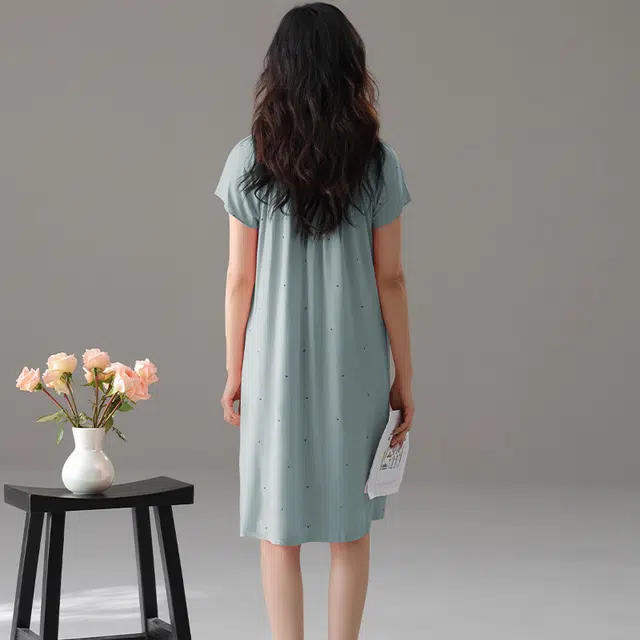 俏佳人 垂感柔软亲肤休闲可外穿家居服短袖舒适透气睡裙 女款