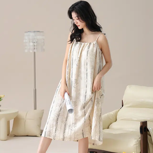 俏佳人 休闲舒适带胸垫透气慵懒吊带家居服柔软亲肤无袖睡裙 女款