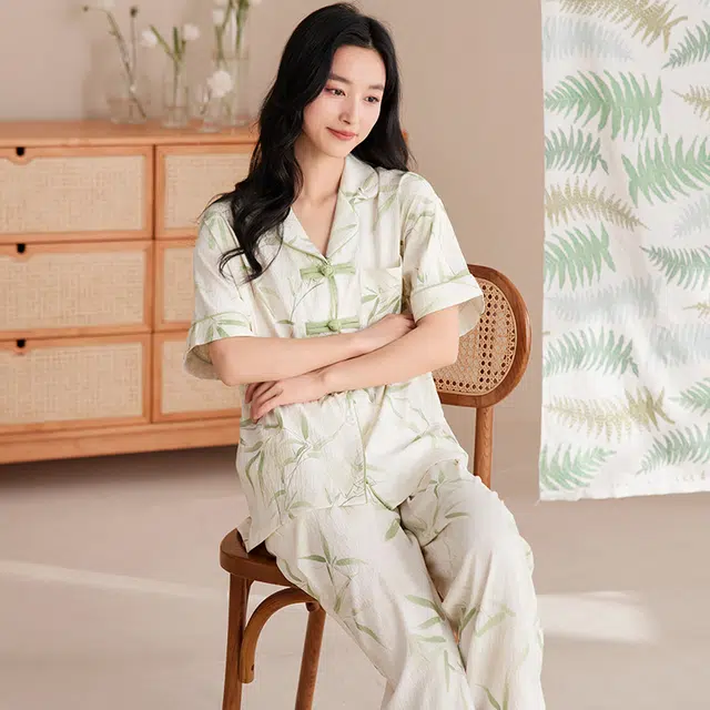 俏佳人 三件套舒适开衫透气植物印花亲肤短袖家居服睡衣套装 女款