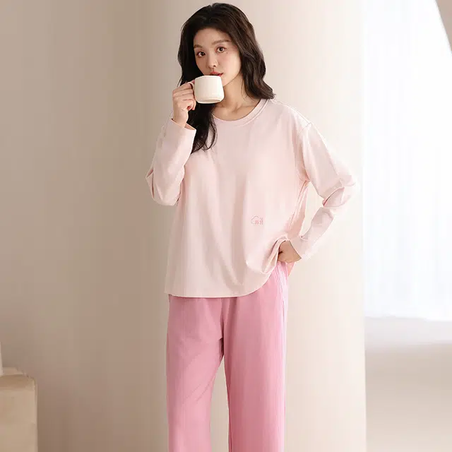 俏佳人  带胸垫圆领套头纯色基础休闲宽松柔软舒适可外穿家居服长袖长裤睡衣套装 女款