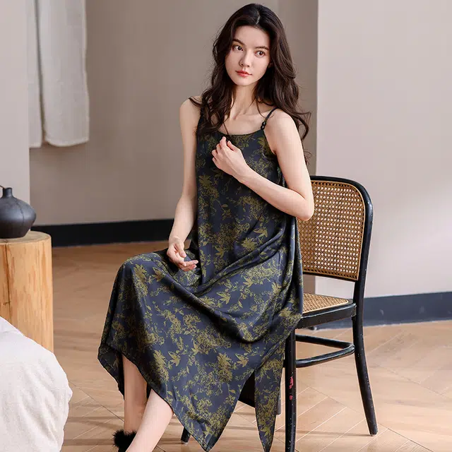 俏佳人 带胸垫高级感凉感休闲舒适透气吊带家居服无袖睡裙 女款