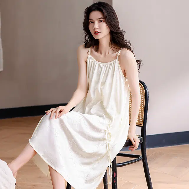 俏佳人 带胸垫高级感凉感休闲舒适透气吊带无袖家居服睡裙 女款