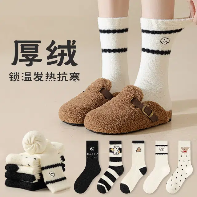 俏佳人 秋冬加绒加厚可爱卡通亲肤柔软吸汗透气高弹舒适中筒袜 女款