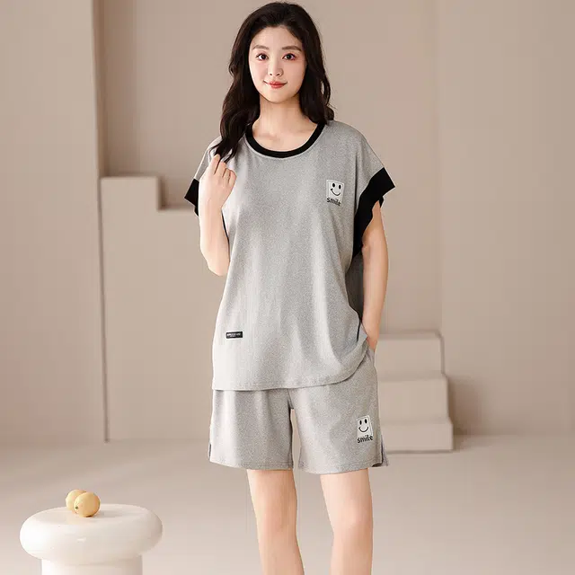 俏佳人 带胸垫套头休闲舒适运动风可外穿短袖透气家居服垂感亲肤睡衣套装 女款