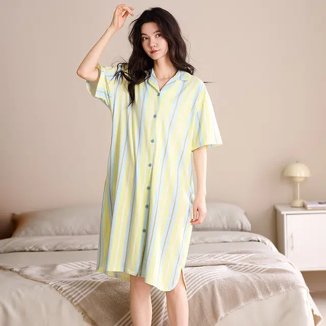 俏佳人 纯棉柔软亲肤透气基础家居服翻领休闲短袖慵懒睡裙 女款