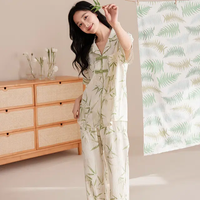 俏佳人 三件套舒适开衫透气植物印花亲肤短袖家居服睡衣套装 女款