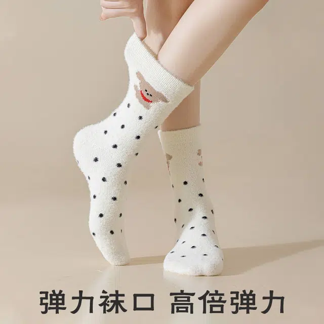 俏佳人 秋冬加绒加厚可爱卡通亲肤柔软吸汗透气高弹舒适中筒袜 女款