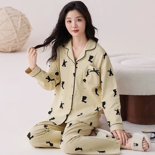 俏佳人 翻领开衫纯棉带胸垫休闲舒适透气长袖长裤睡衣套装 女款 米杏色