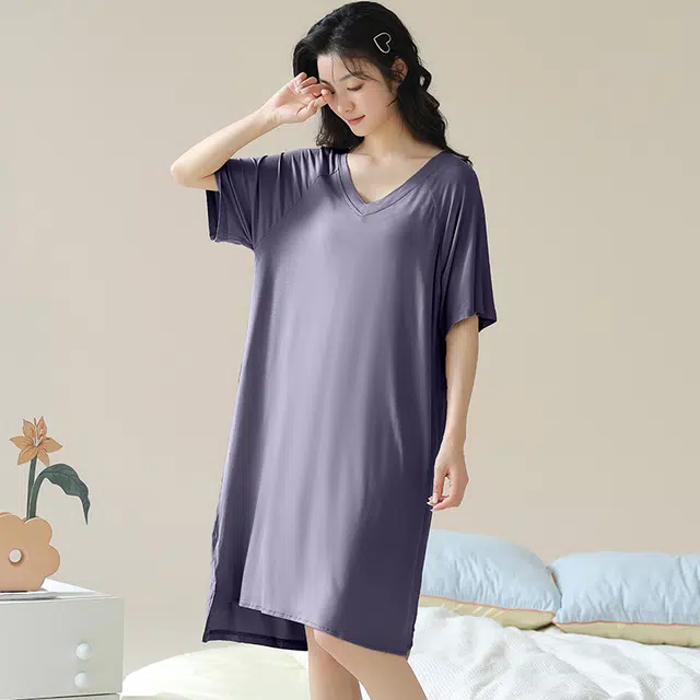 俏佳人 带胸垫垂感柔软亲肤透气纯色休闲短袖家居服睡裙 女款