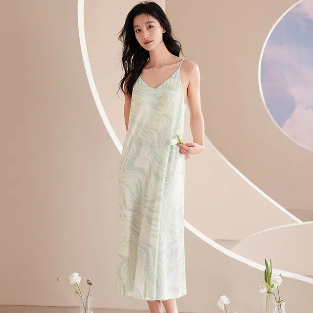 俏佳人 带胸垫套头慵懒风舒适吊带休闲可外穿透气垂感亲肤家居服无袖睡裙 女款