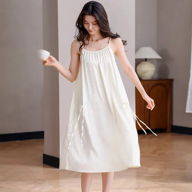 俏佳人 带胸垫高级感凉感休闲舒适透气吊带无袖家居服睡裙 女款