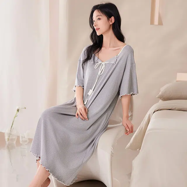 俏佳人 带胸垫设计感短袖休闲慵懒风舒适可外穿透气垂感亲肤家居服睡裙 女款