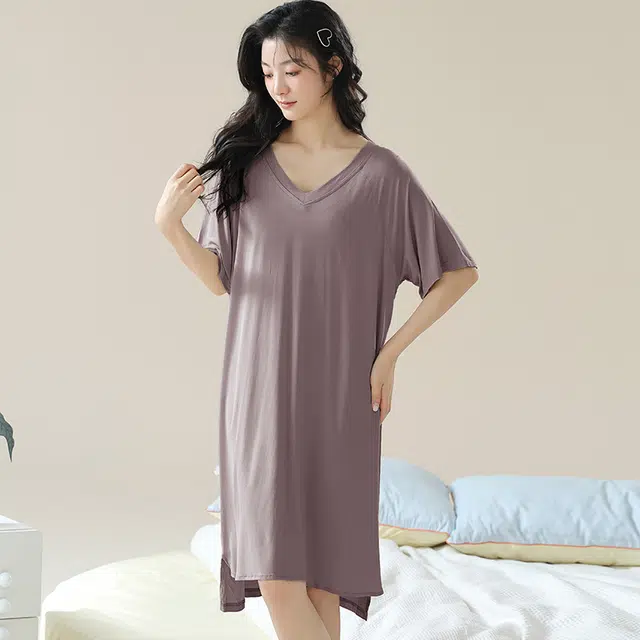 俏佳人 带胸垫垂感柔软亲肤透气纯色休闲短袖慵懒家居服睡裙 女款