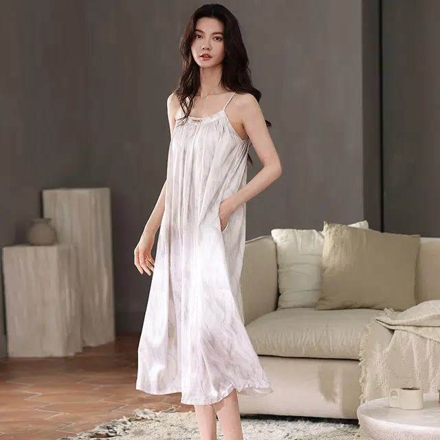 俏佳人 带胸垫高级感凉感休闲无袖舒适透气吊带家居服睡裙 女款