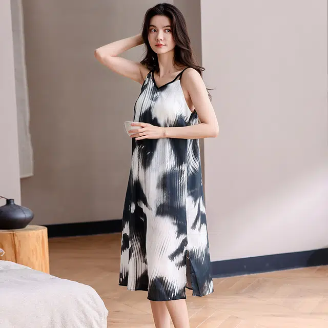 俏佳人 带胸垫高级感凉感水墨风休闲舒适透气吊带无袖家居服睡裙 女款