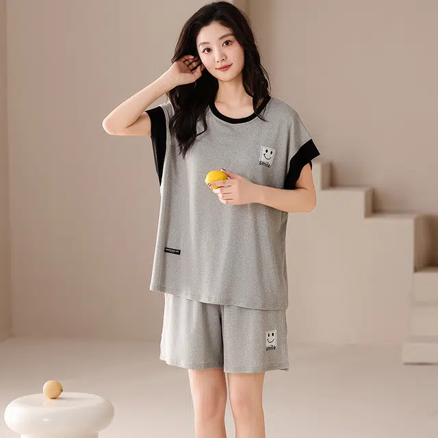 俏佳人 带胸垫套头休闲舒适运动风可外穿短袖透气家居服垂感亲肤睡衣套装 女款