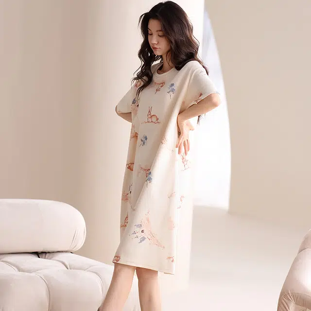 俏佳人 带胸垫纯棉小兔子满印休闲宽松柔软舒适透气可外穿短袖家居服睡裙 女款