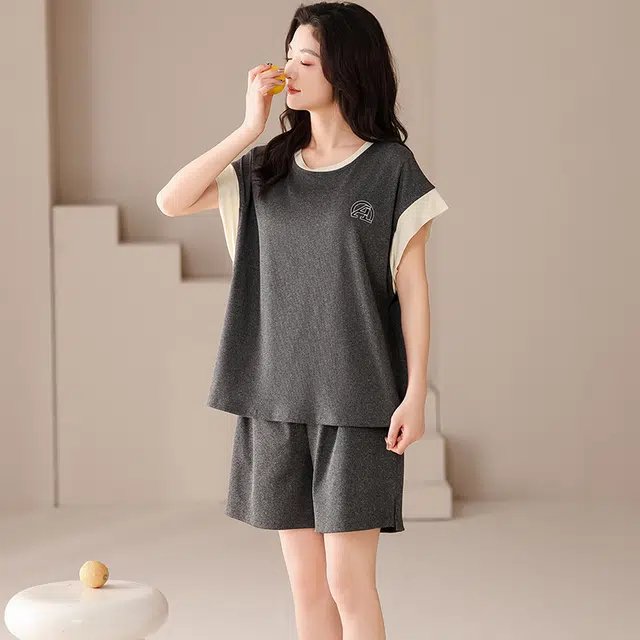 俏佳人 带胸垫舒适运动风可外穿短袖透气家居服垂感亲肤套头休闲睡衣套装 女款