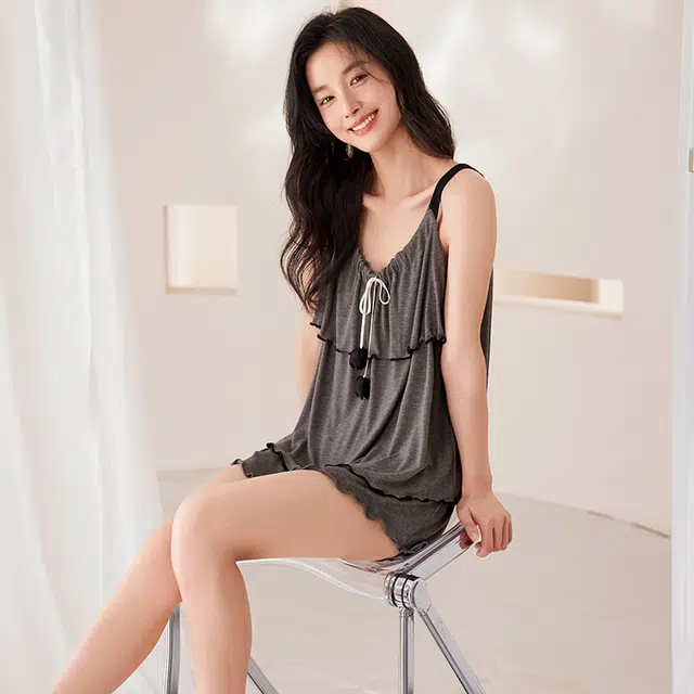 俏佳人 带胸垫甜美无袖吊带设计感舒适可外穿透气垂感亲肤家居服睡衣套装 女款