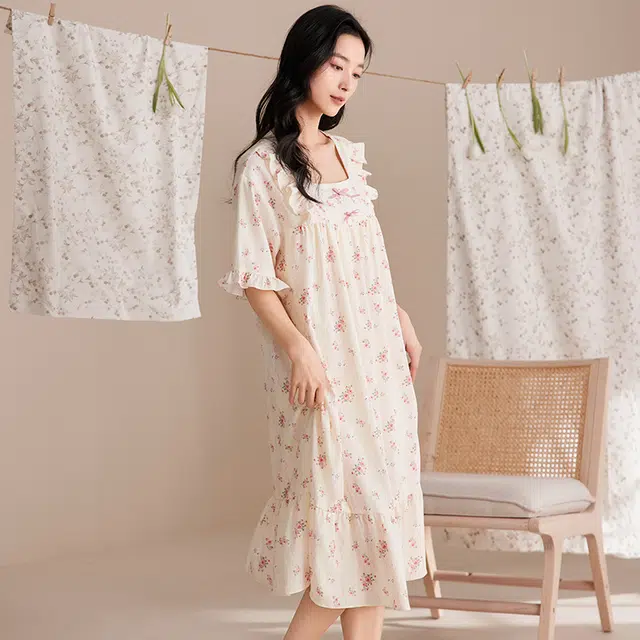 俏佳人 带胸垫舒适透气亲肤短袖可外穿家居服睡裙 女款