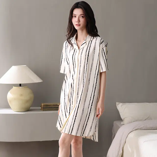 俏佳人 纯棉柔软亲肤透气基础慵懒翻领休闲短袖家居服睡裙 女款