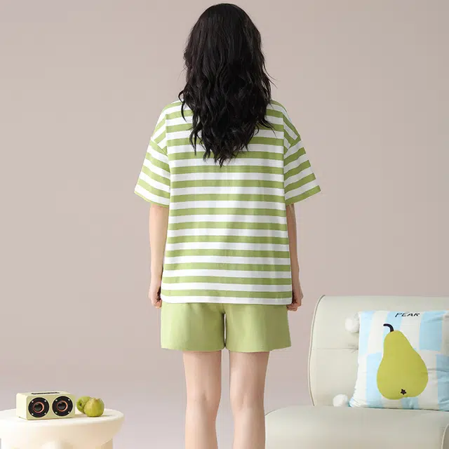 俏佳人 纯棉圆领条纹带胸垫套头舒适透气慵懒休闲可外穿短袖短裤家居服睡衣套装 女款
