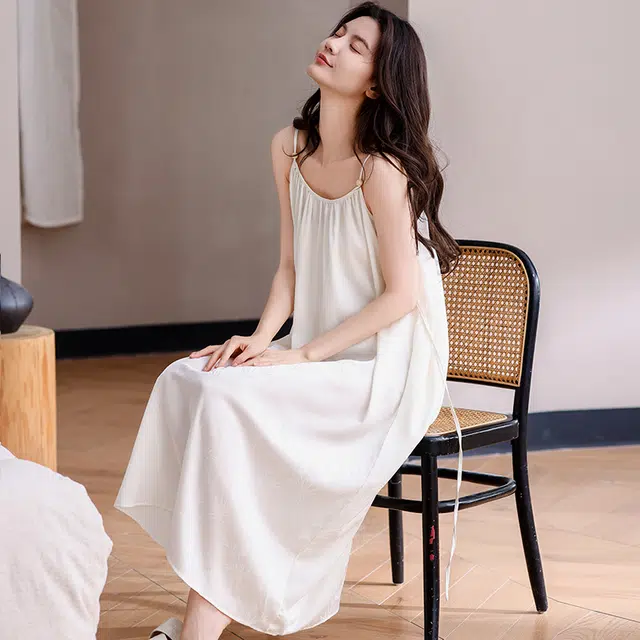 俏佳人 带胸垫高级感凉感休闲舒适无袖透气吊带家居服睡裙 女款