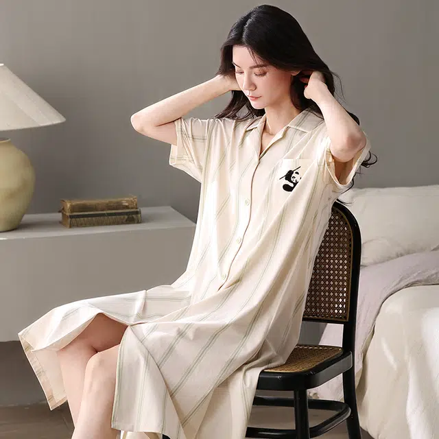 俏佳人 纯棉柔软亲肤透气基础条纹翻领休闲短袖慵懒家居服睡裙 女款