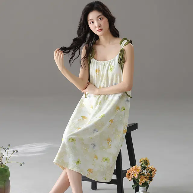 俏佳人 基础休闲舒适透气带胸垫可外穿无袖吊带家居服睡裙 女款