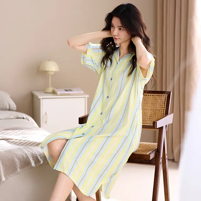 俏佳人 纯棉柔软亲肤透气基础家居服翻领休闲短袖慵懒睡裙 女款