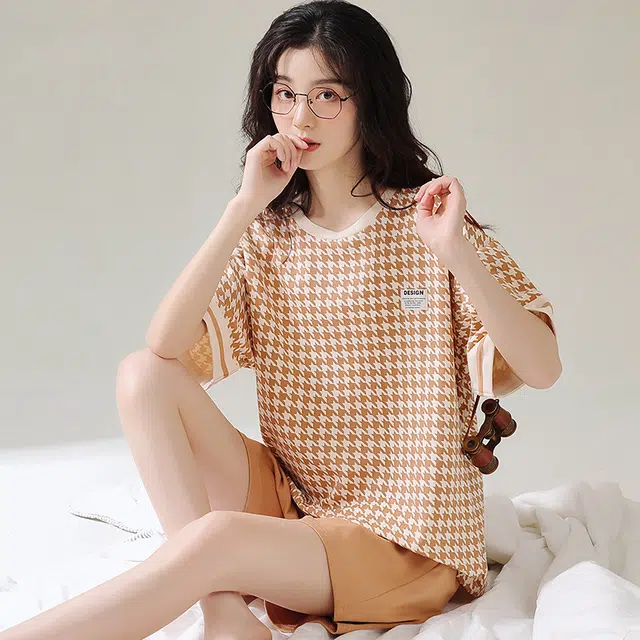 俏佳人 简约柔软亲肤休闲可外穿短袖家居服睡衣套装 女款