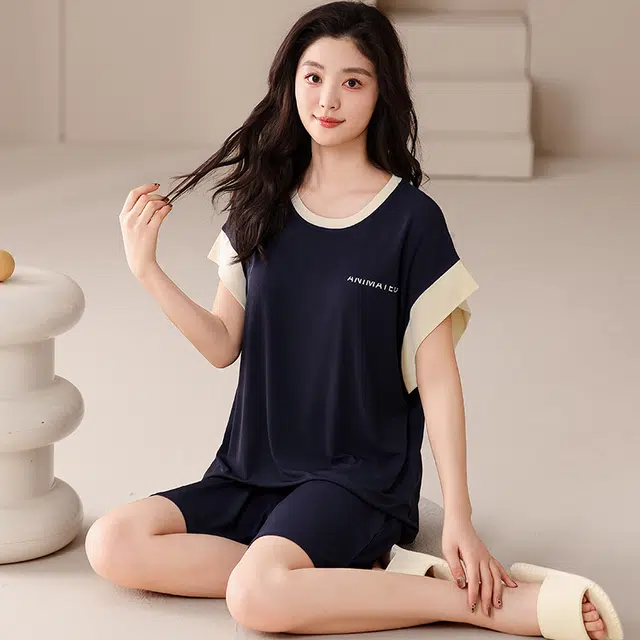 俏佳人 带胸垫套头休闲舒适运动风可外穿短袖家居服透气垂感亲肤睡衣套装 女款