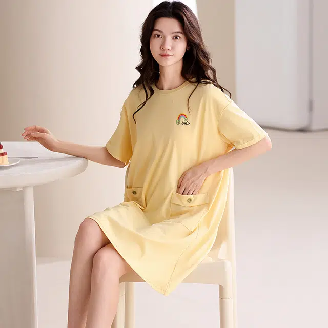 俏佳人 带胸垫纯棉舒适柔软透气中长款圆领短袖睡裙 女款