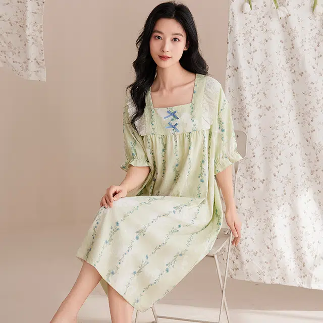 俏佳人 带胸垫短袖韩版舒适可外穿透气亲肤家居服睡裙 女款