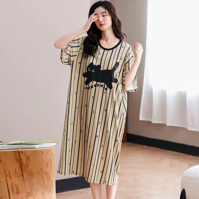 俏佳人 带胸垫垂感套头休闲亲肤舒适慵懒风可外穿透气短袖家居服睡裙 女款