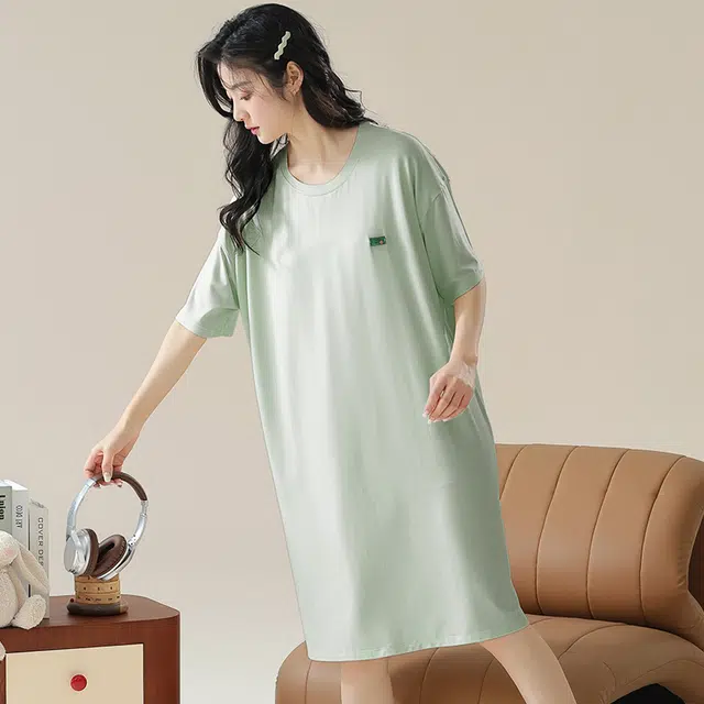 俏佳人 带胸垫垂感柔软亲肤透气短袖纯色休闲慵懒家居服睡裙 女款