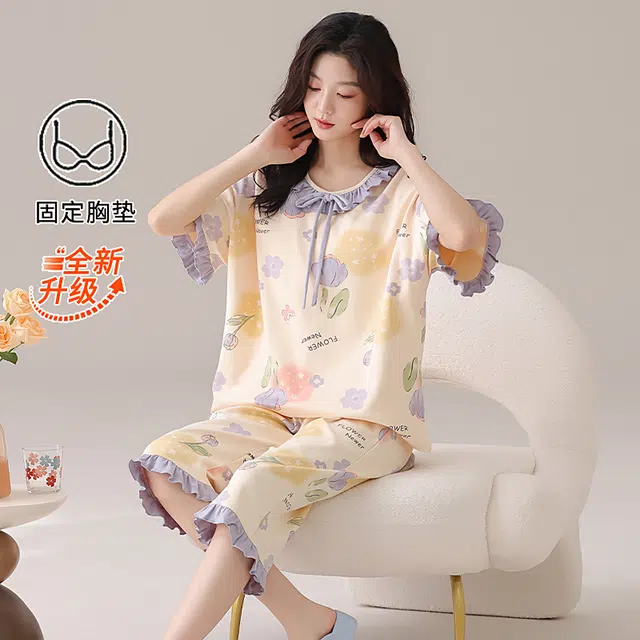 俏佳人 带胸垫圆领短袖上衣可外穿七分裤睡衣套装 女款 紫色郁金香