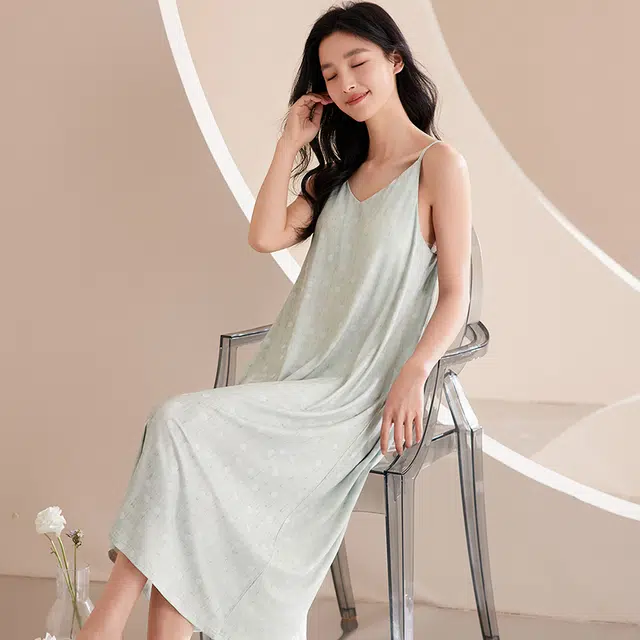 俏佳人 带胸垫套头无袖吊带休闲慵懒风舒适可外穿透气垂感亲肤家居服睡裙 女款