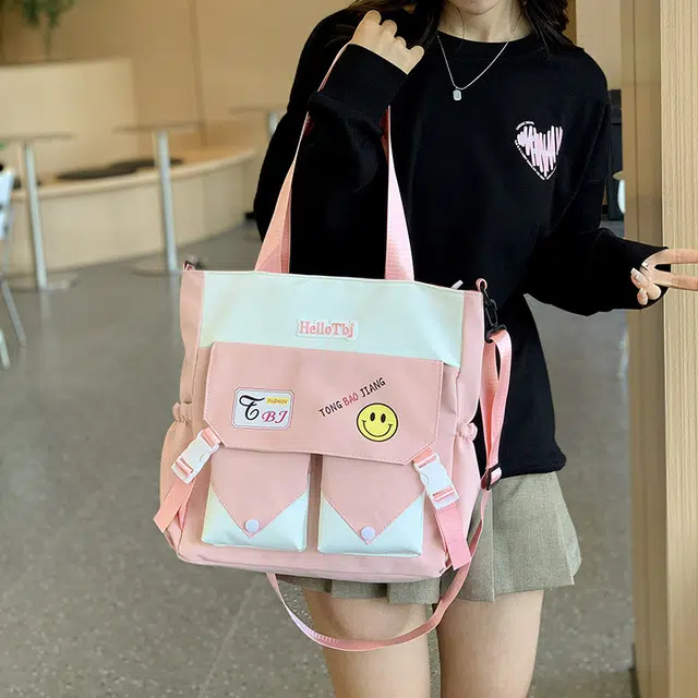 泰克森 大容量小清新撞色 尼龙 单肩斜挎包 中号 男女同款情侣款 粉色/米黄色/绿色/黑色/紫色