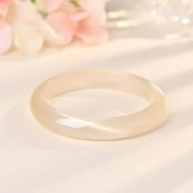 翡翠王朝 【点想要 赠古法素圈镯子】香槟马达加斯加 一步一响 复古 高级感 清冷 旗袍汉服 新中式  极简风 琉璃 手镯 女款